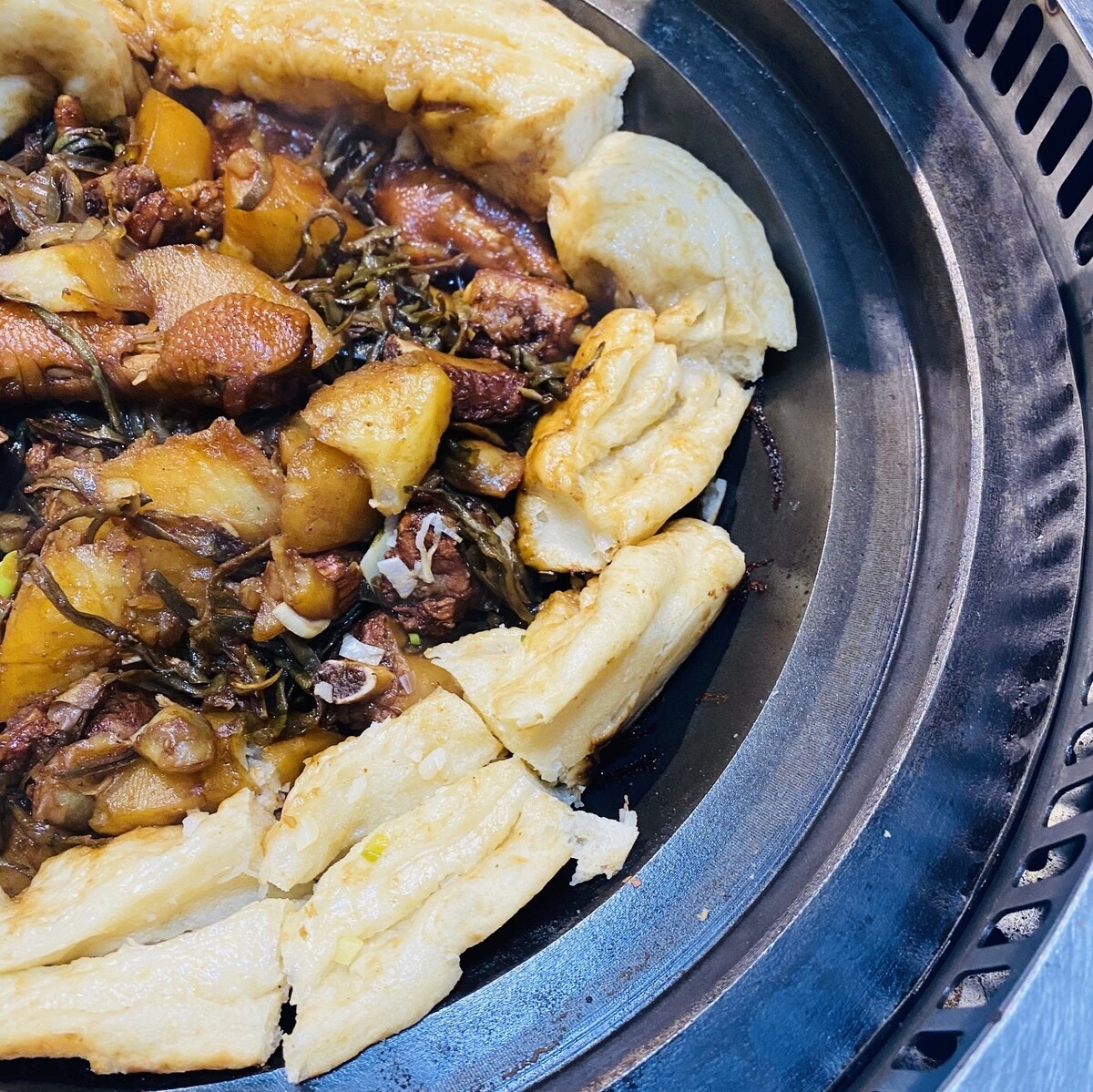 凭借烧烤出圈，东北这座被低估的小城，为了吃就值得你专程跑一趟