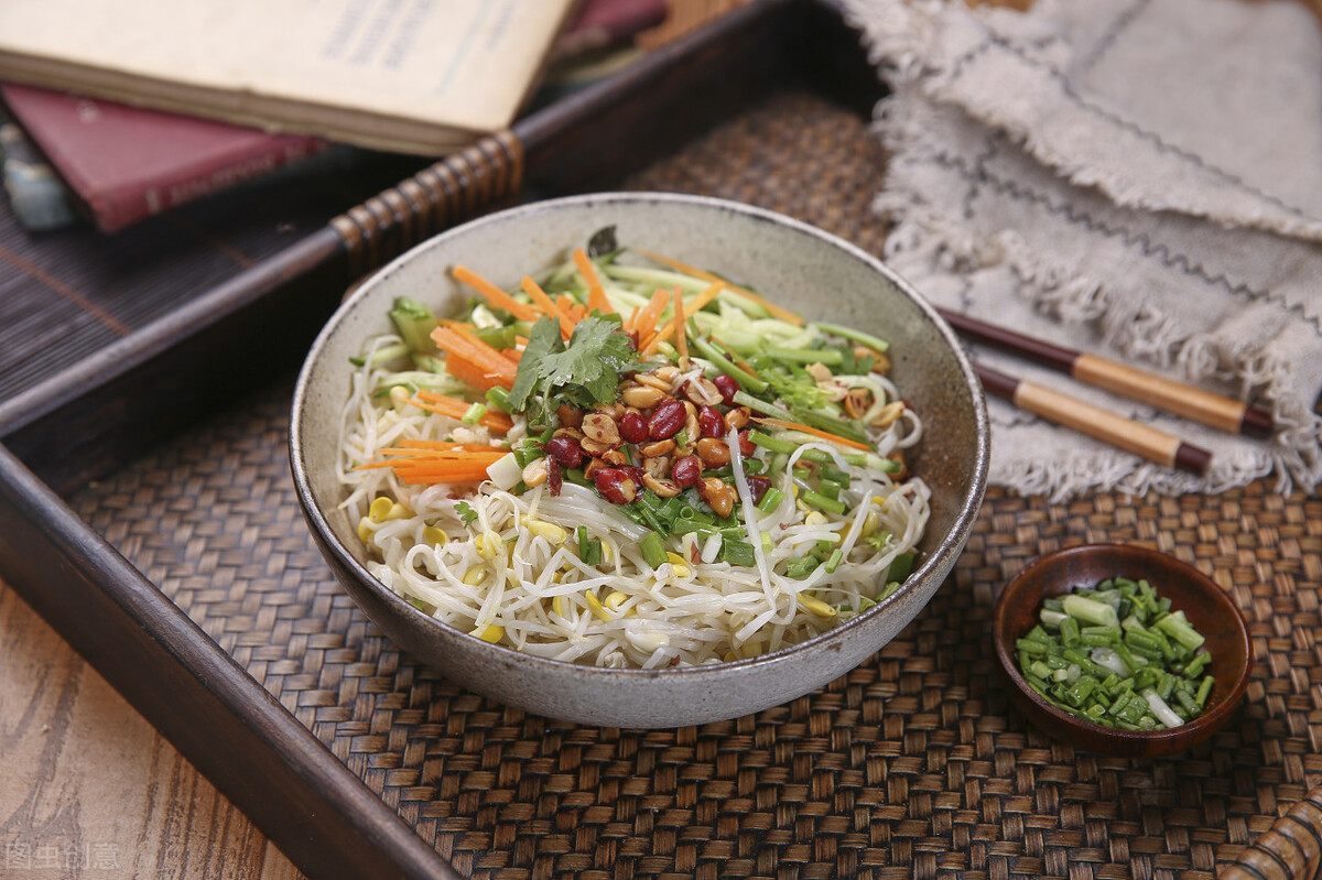 做凉面好吃的秘诀都在这里,想吃凉面不用擀面杖