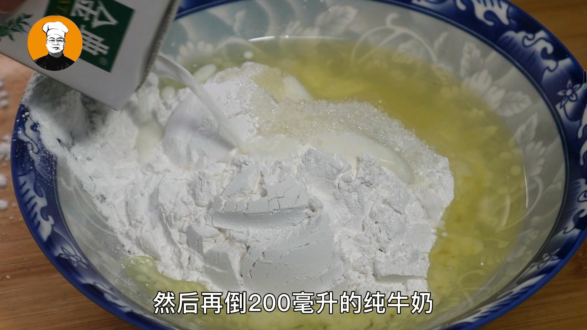 夏日甜品糯米糍,软糯拉丝的糯米凉糕夏天