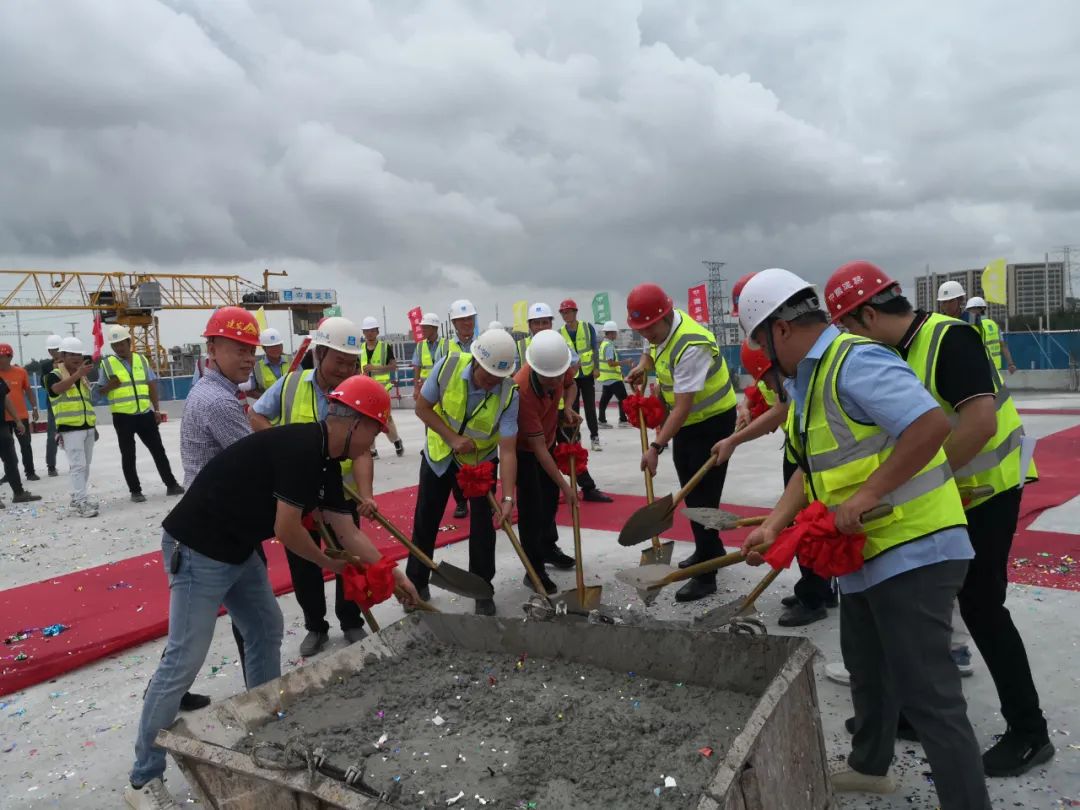 石狮世茂10期25栋封顶,石狮建发泱著6号楼封顶