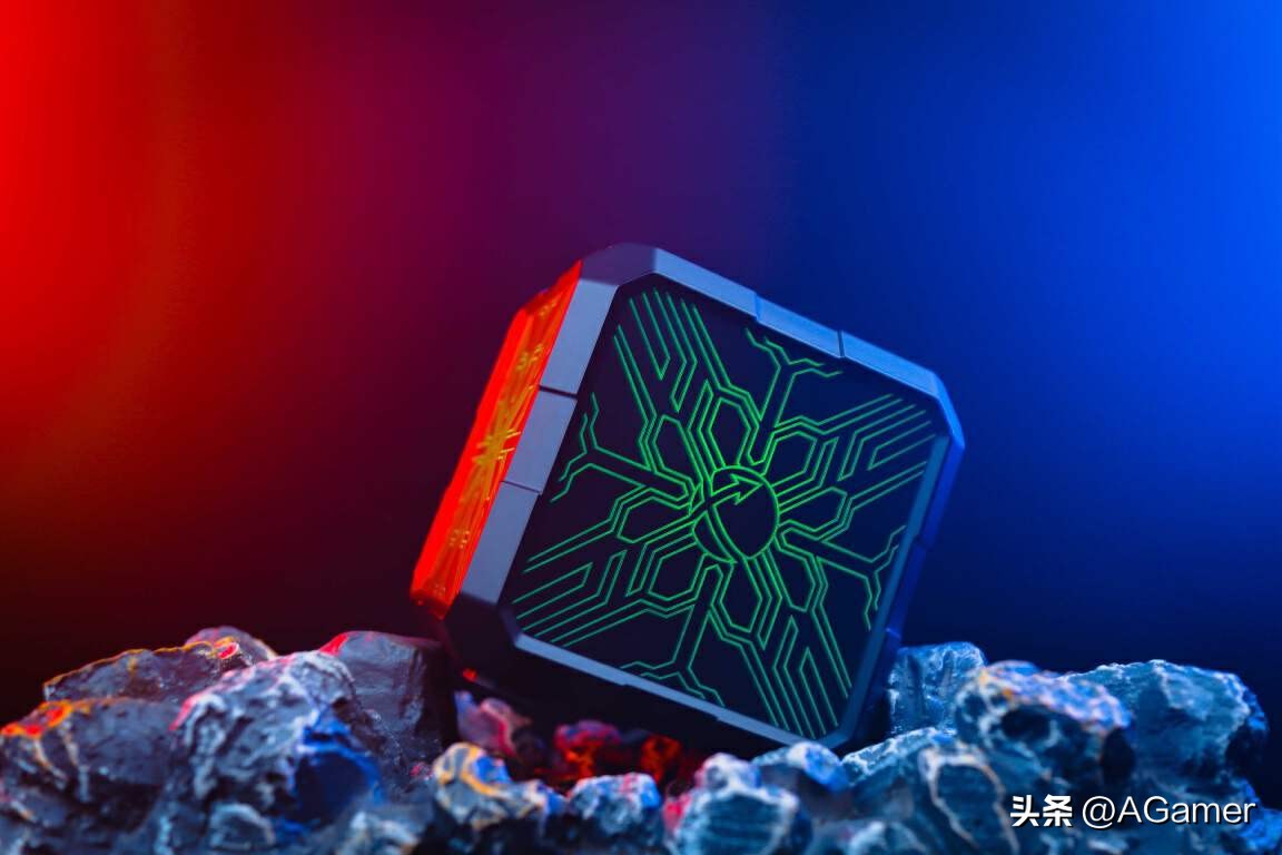 新老玩家最适合入手的《街霸6》，如何轻松*载下**流畅对战