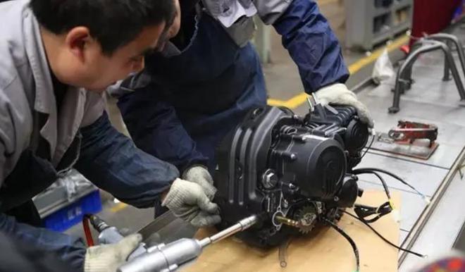 重庆首富负债150亿,重庆首富造车亏损