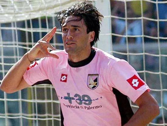 意大利第一名球员,拿过欧洲三大杯金靴的球员