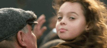 刚洗完吹干的头发很毛躁怎么办,洗头吹干头发为啥头发会干枯