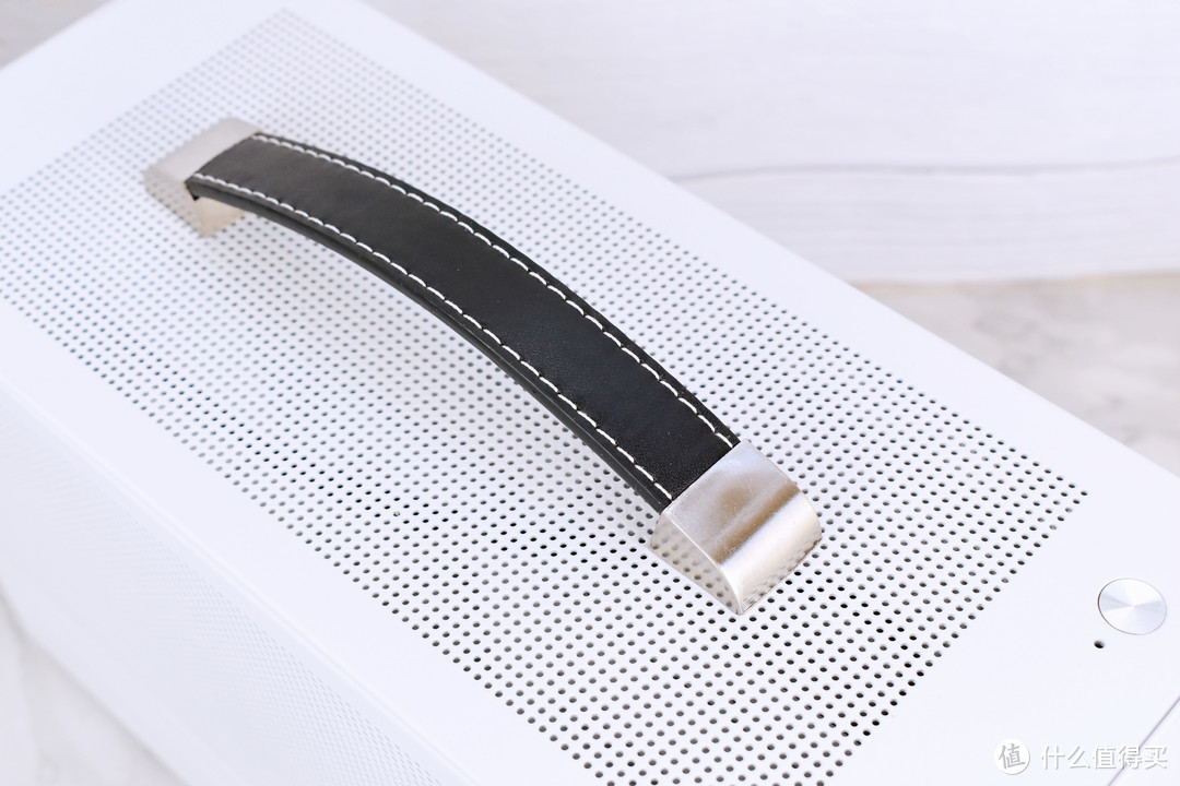 打造小钢炮,技嘉b660小雕主板接口解析