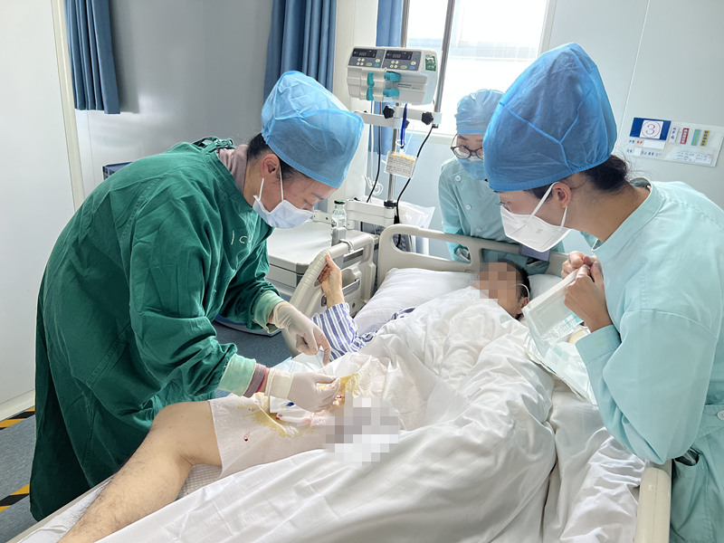 麒麟区人民医院开展首例单重血浆置换治疗