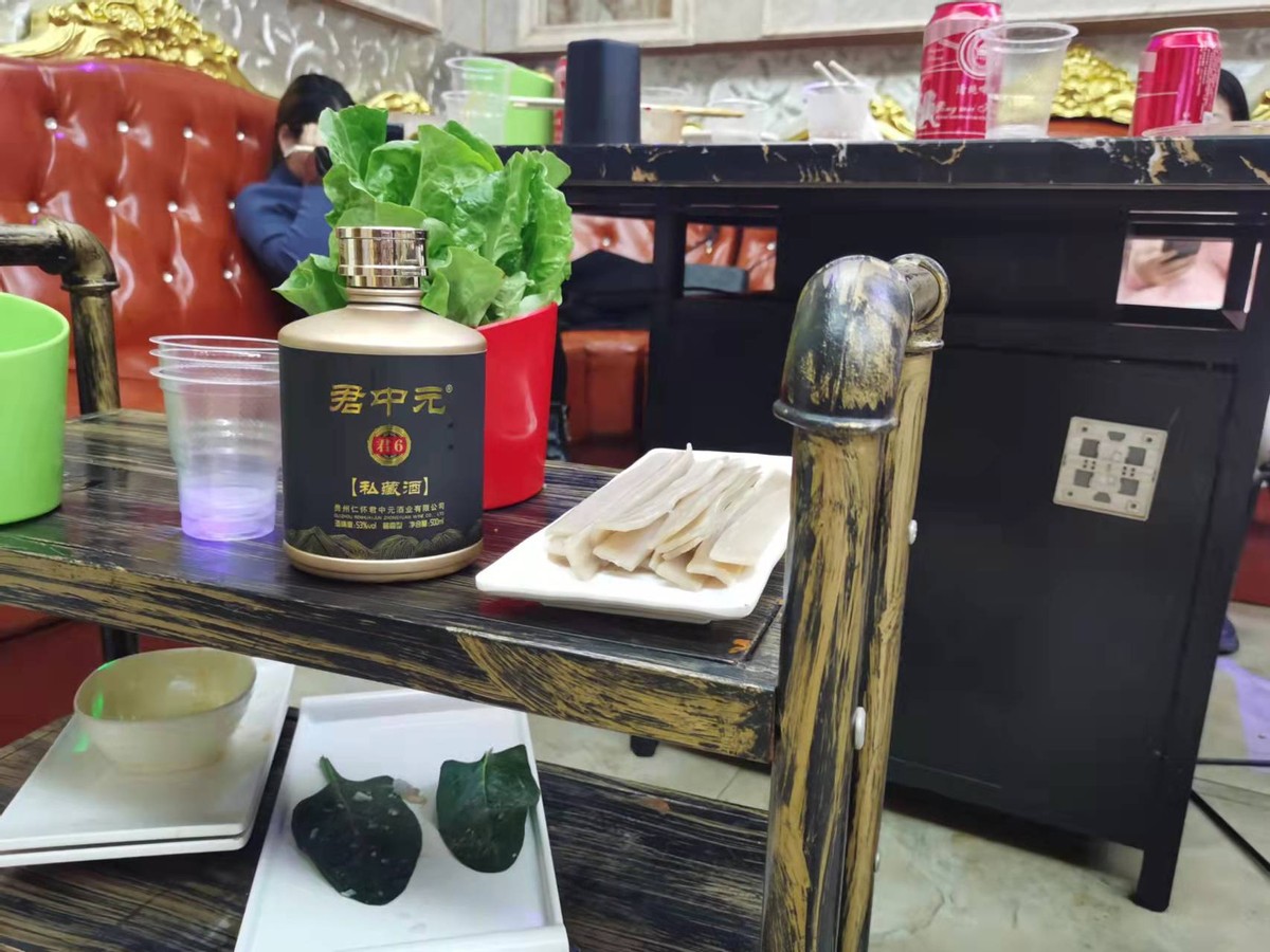 伏特加在俄罗斯人眼里是什么,中国的白酒和俄罗斯的伏特加