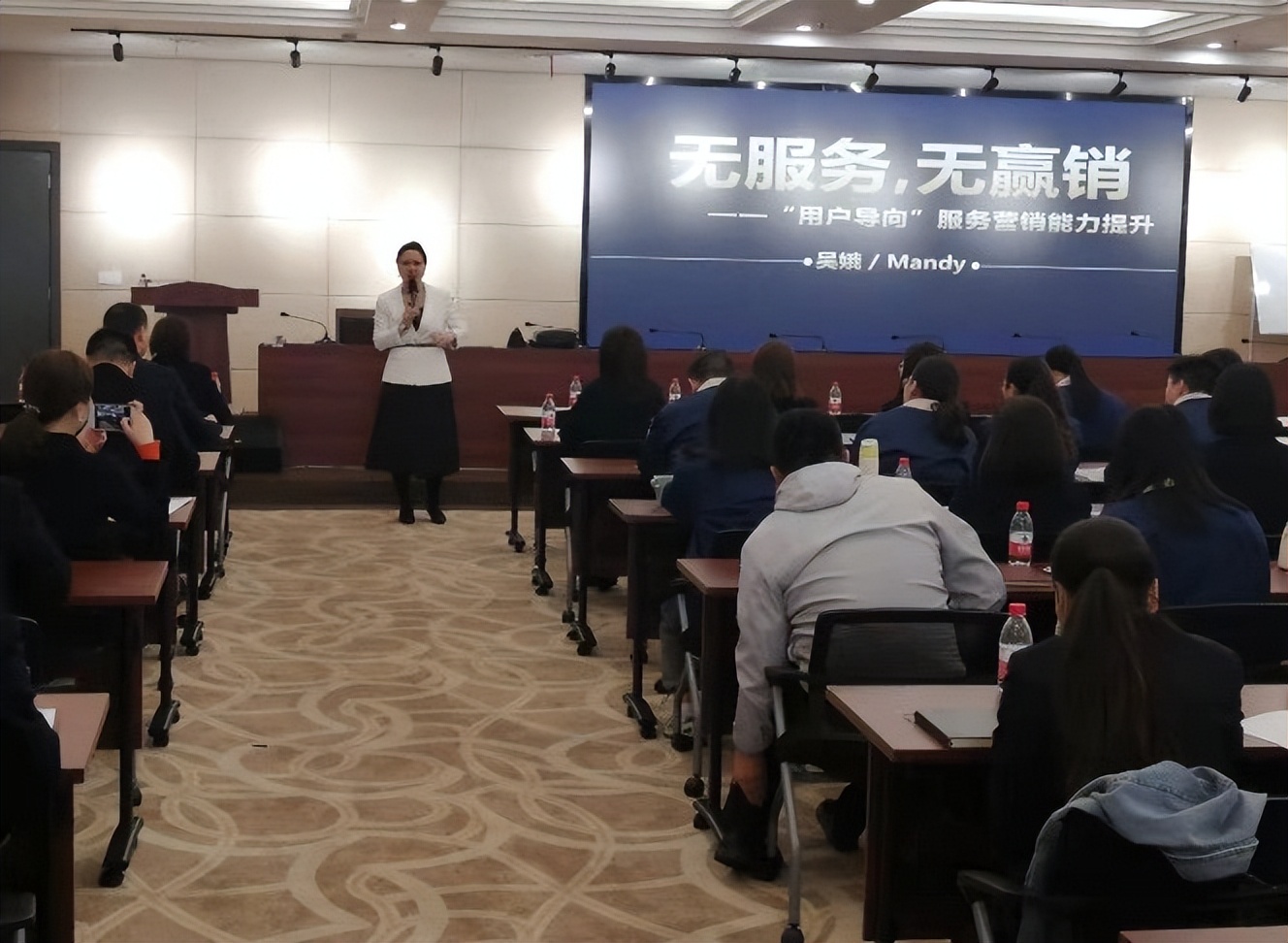 鍚村ē鑰佸笀,鍚村ē鑰佸笀鍩硅