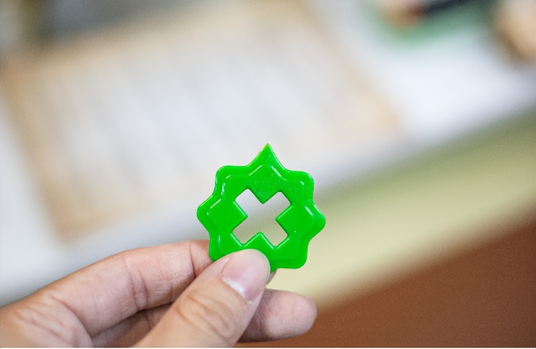 花2000块钱买灯贵吗,花2500买个灯是不是交了智商税