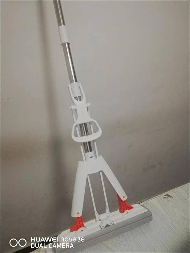 旋转拖把头怎样清洗才能干净,拖把头洗不干净怎么处理