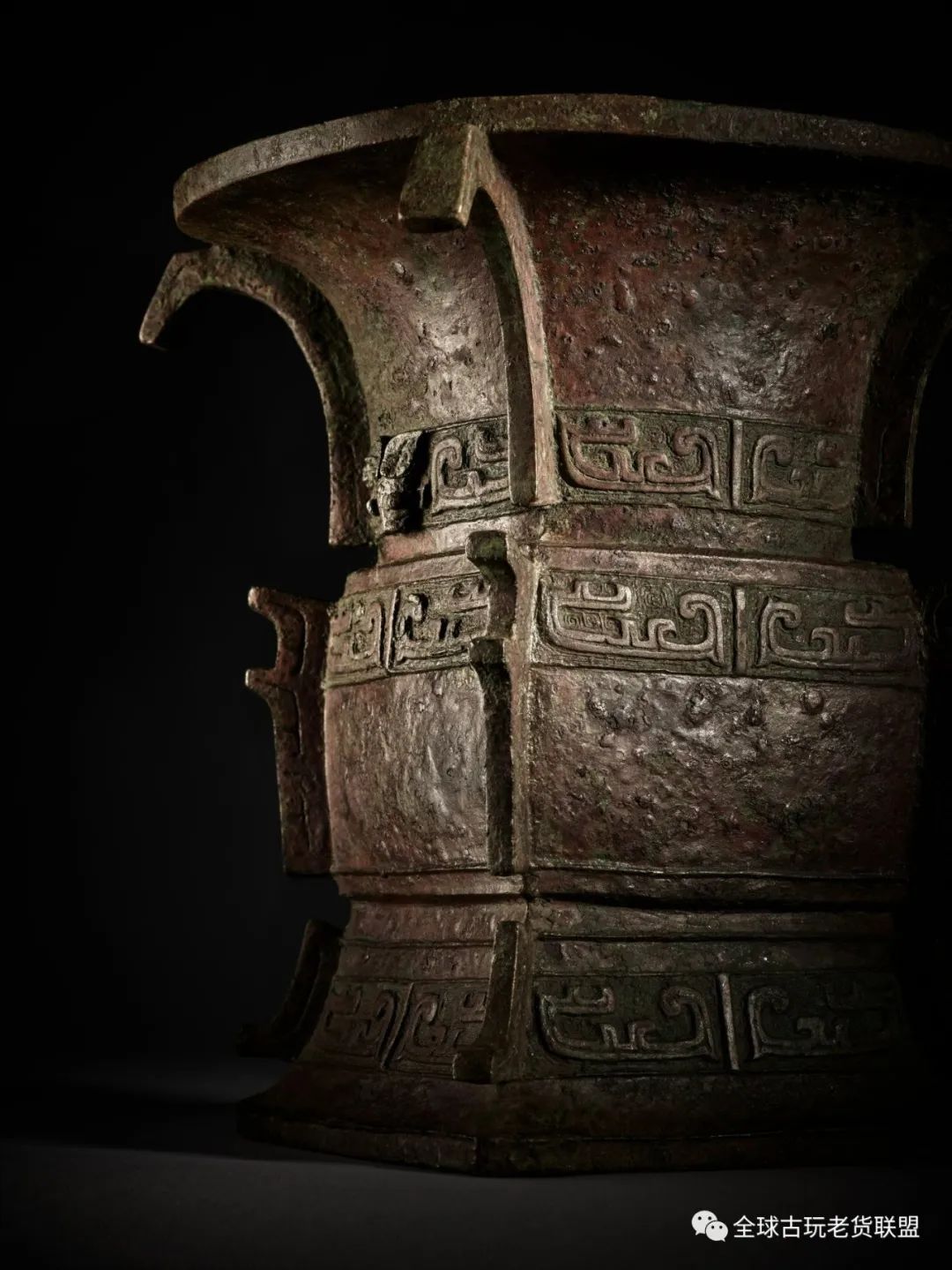 一言九鼎大名鼎鼎的意思,一言九鼎大名鼎鼎是什么意思