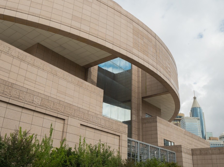 支持0.23米近摄!5千元的大三元松下H-E08018评测