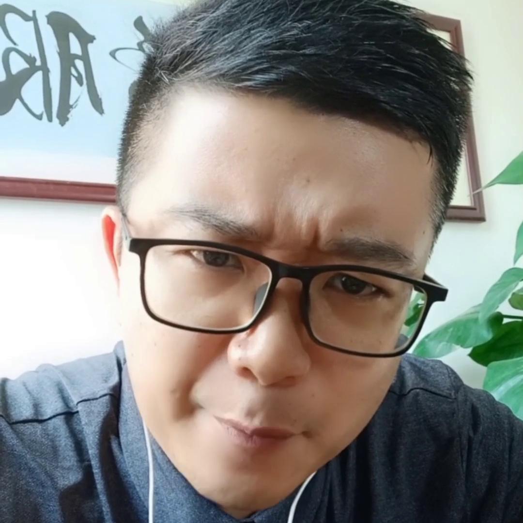 不像纹身的纹身,虎纹身和龙纹身