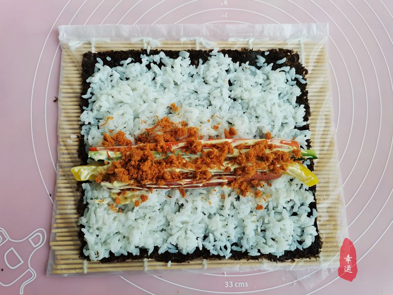 自制寿司的做法和材料有哪些,如何制作寿司不用任何工具