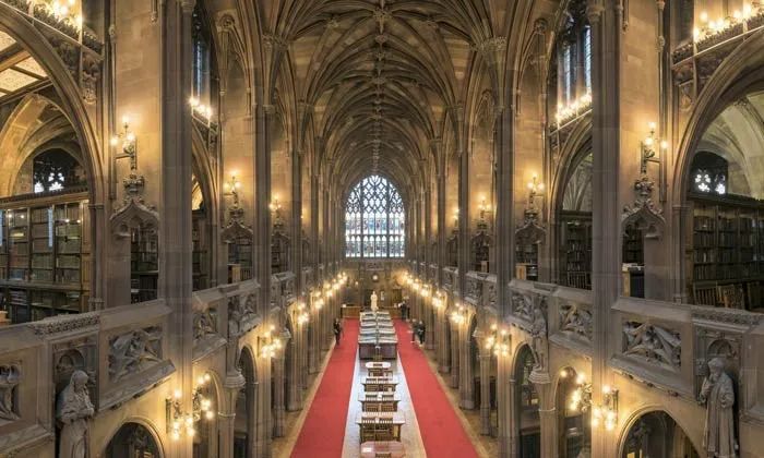 曼彻斯特重大事件,曼彻斯特大学有趣的故事