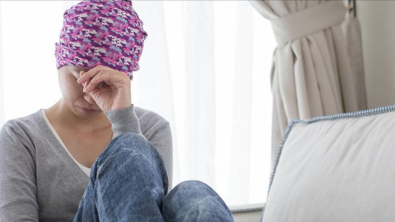 不要错把癌症当小毛病，身体出现2种情况，或是子宫内膜癌的信号