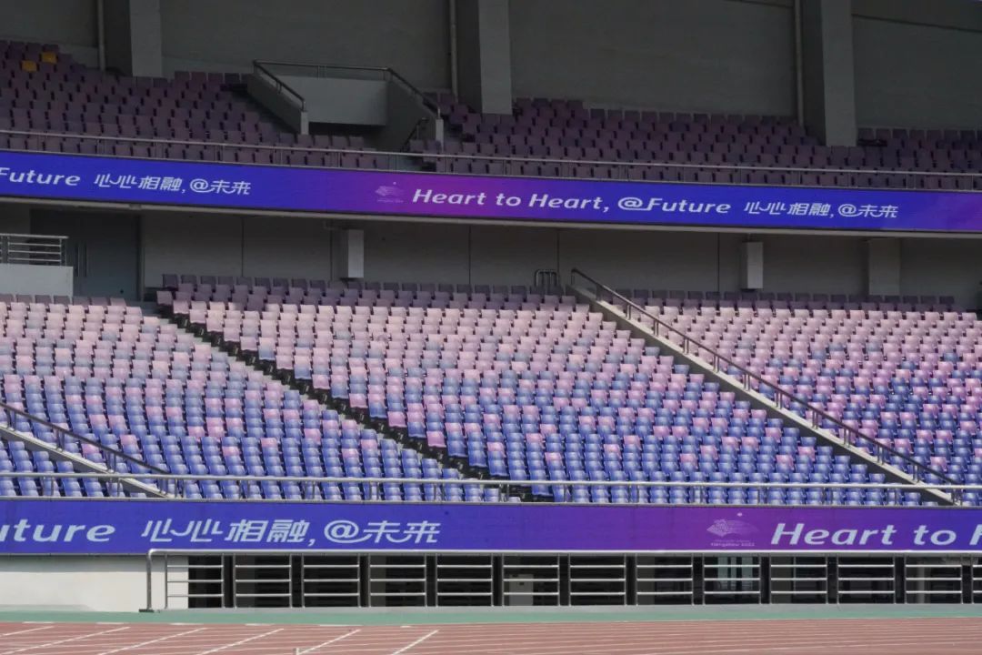 黄龙体育中心升级,黄龙体育中心外观