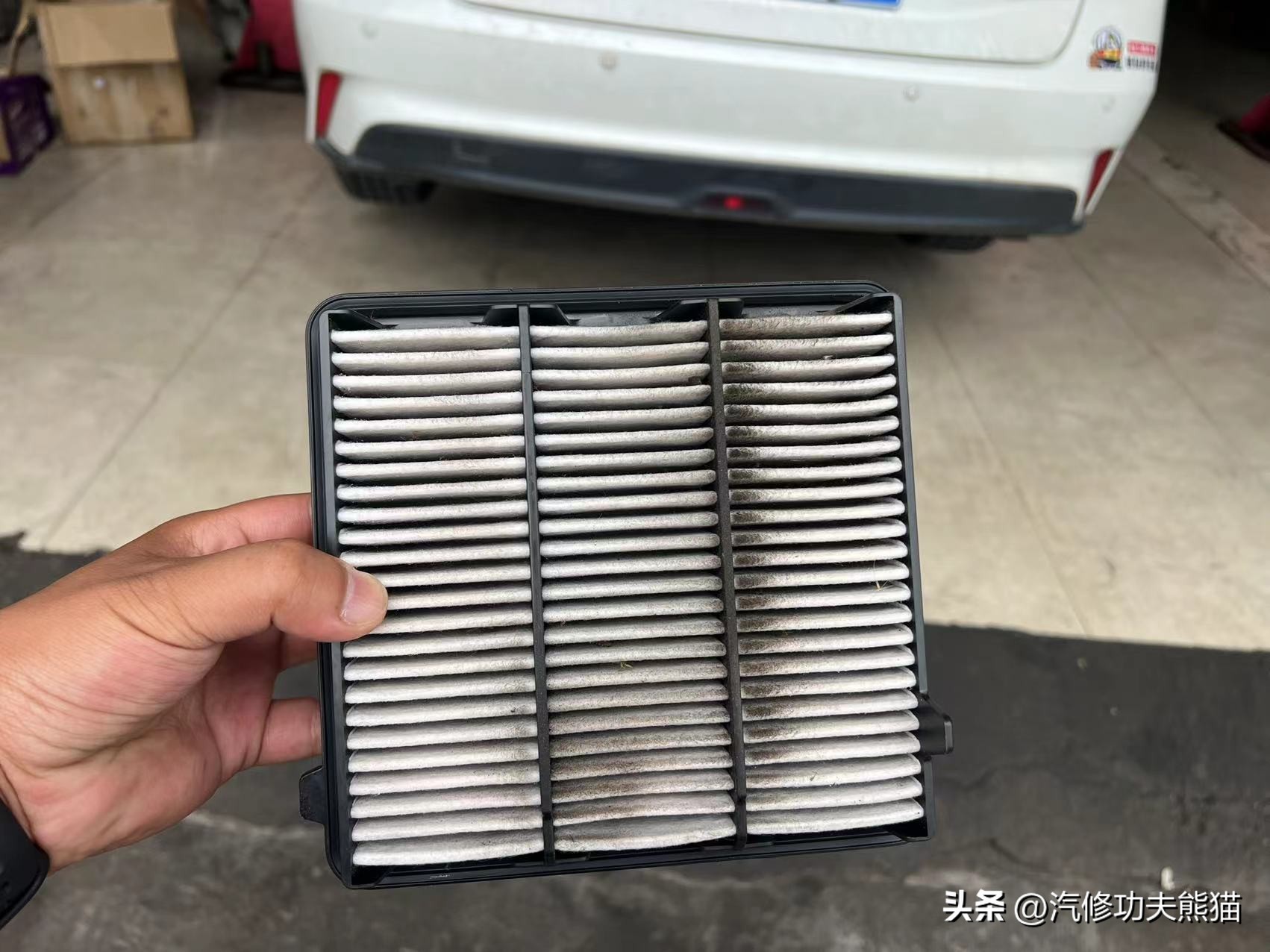 简单的给车做个保养,如何给车做保养视频