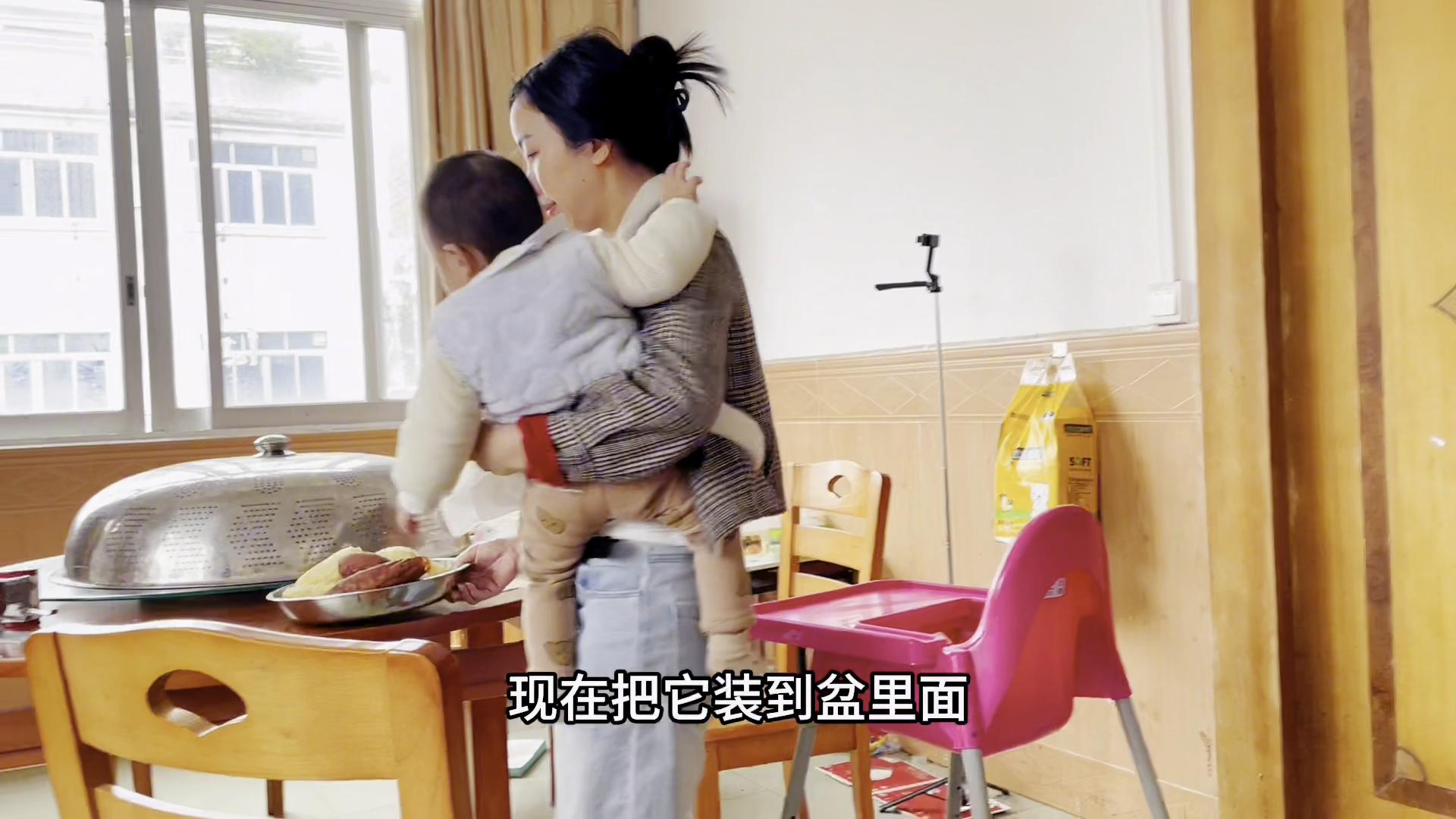 10个月宝宝发烧4次了,7个月的小宝发烧反反复复