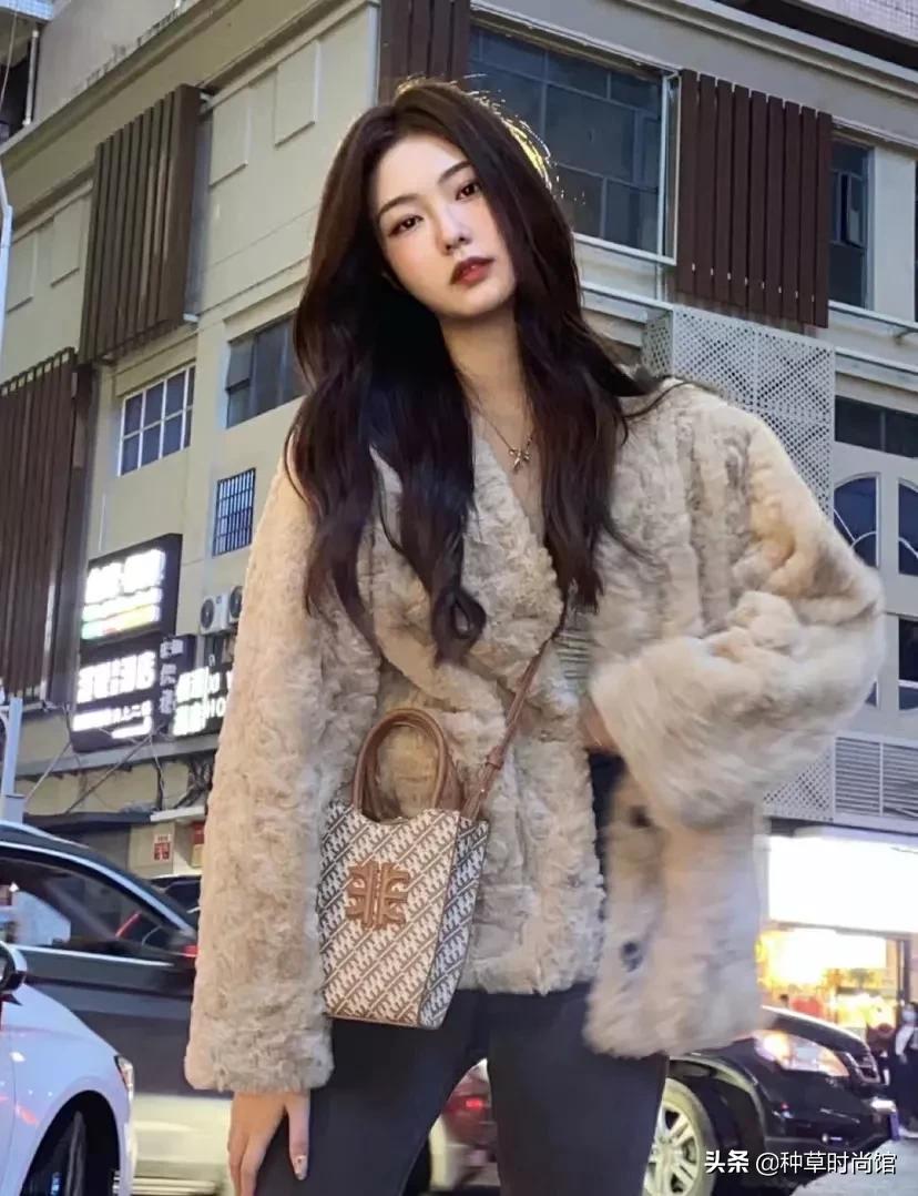 女包包推荐网红款2022年新款ck,小ck包包推荐小众高级感