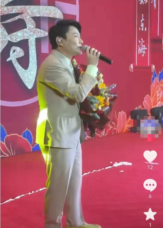 张信哲上王自健节目,张信哲为明星歌唱