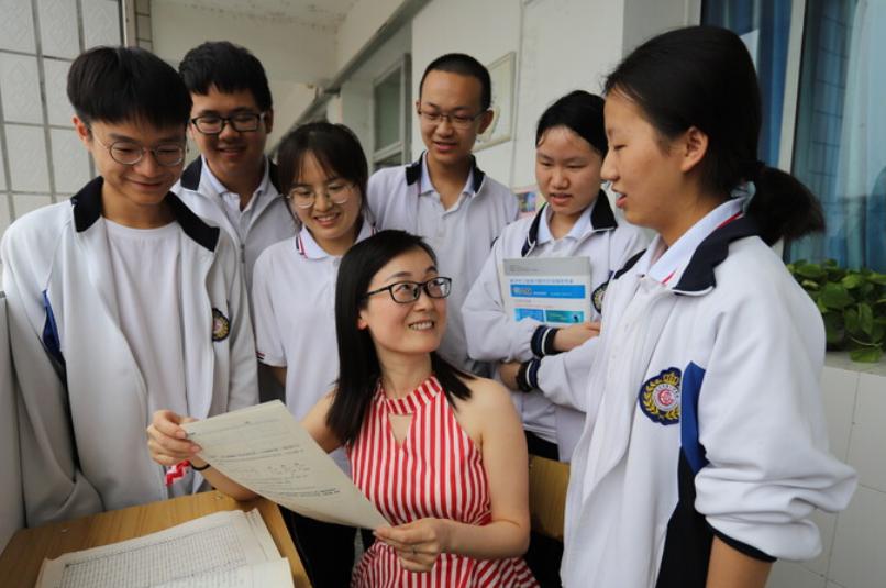 不上高中能读本科吗,不上高中也可以上大学