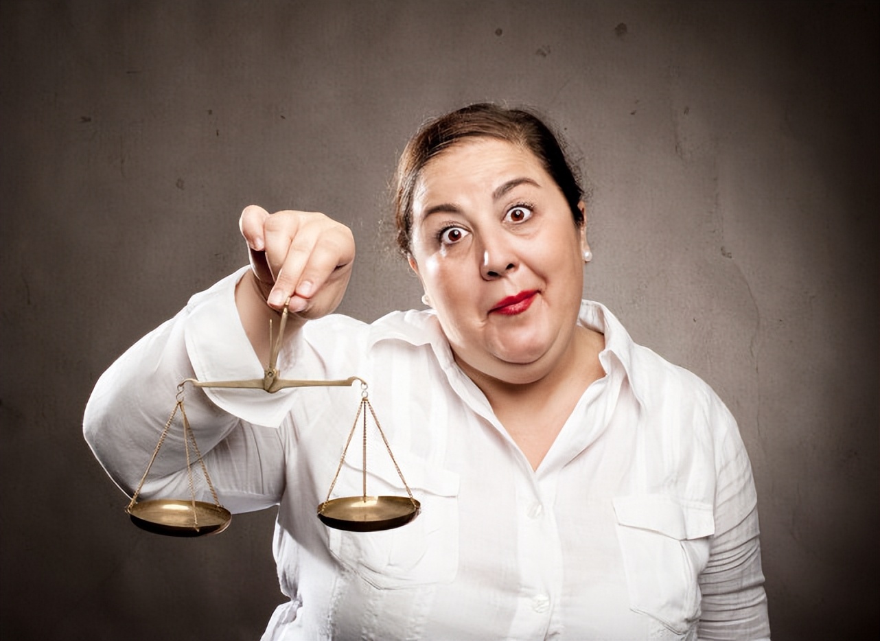 总感觉想排便又排不出来小便带血,总感觉想大便拉不干净怎么回事