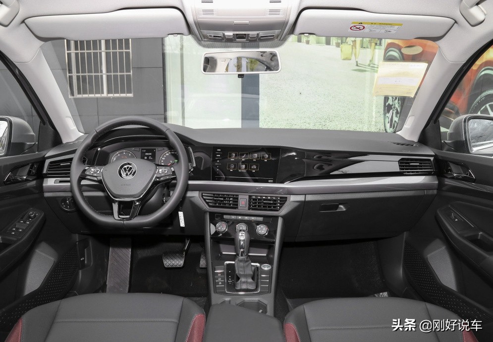 朗逸和宝来的区别哪个更好,详细讲一下朗逸的车