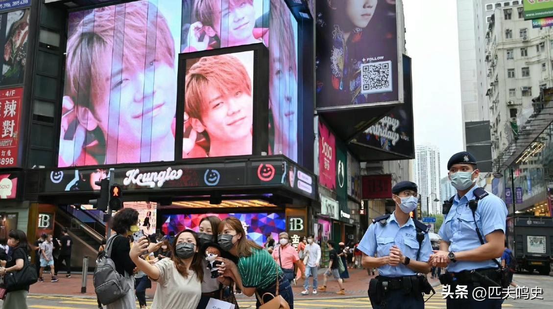 43岁谢霆锋对比43岁陈冠希,陈冠希和谢霆锋皮相骨相