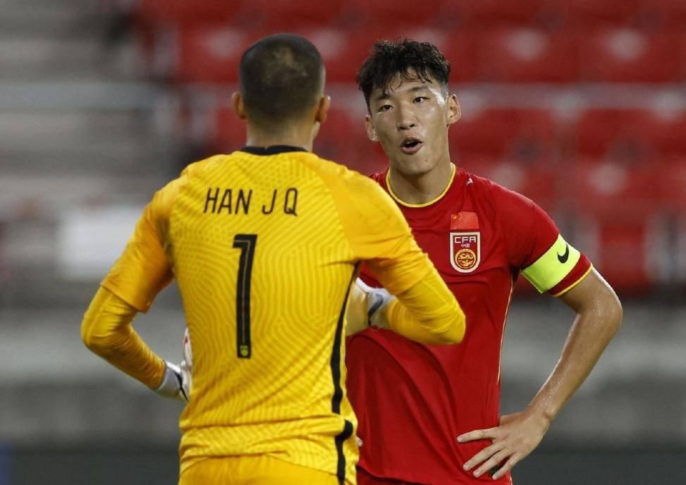 世界媒体评u20输给韩国止步八强,韩国选手挑衅国足挨打视频