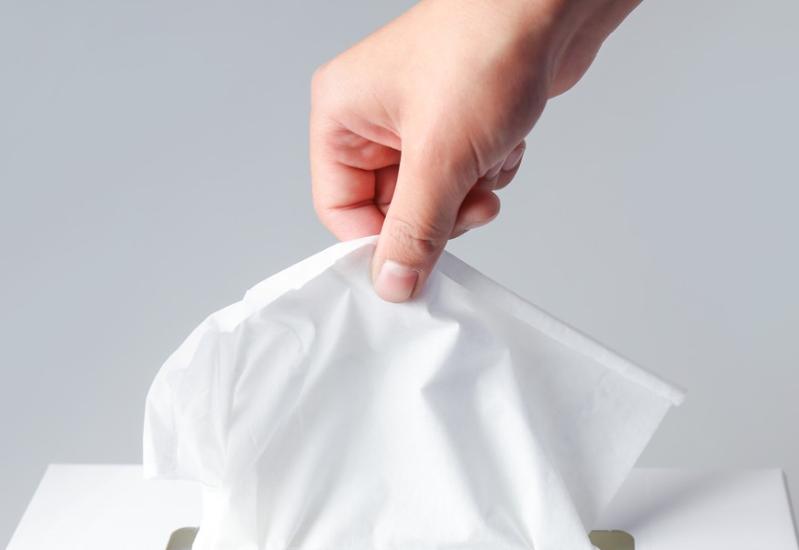 女性便后可以用普通卫生纸擦吗,女生上完厕所后该用湿巾擦拭吗