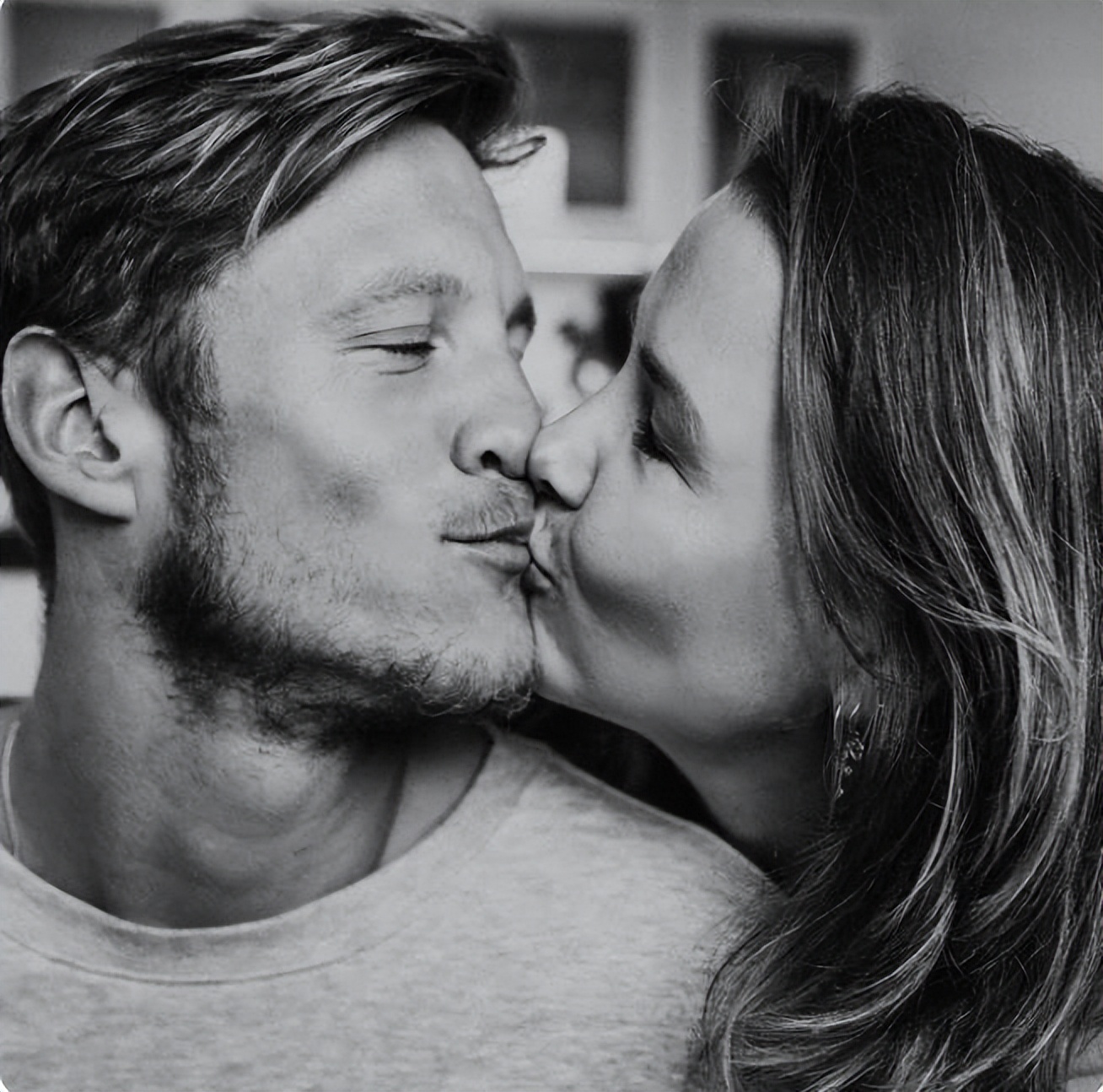 曼联半场迷失之人是顶级富二代妻子和中国有渊源