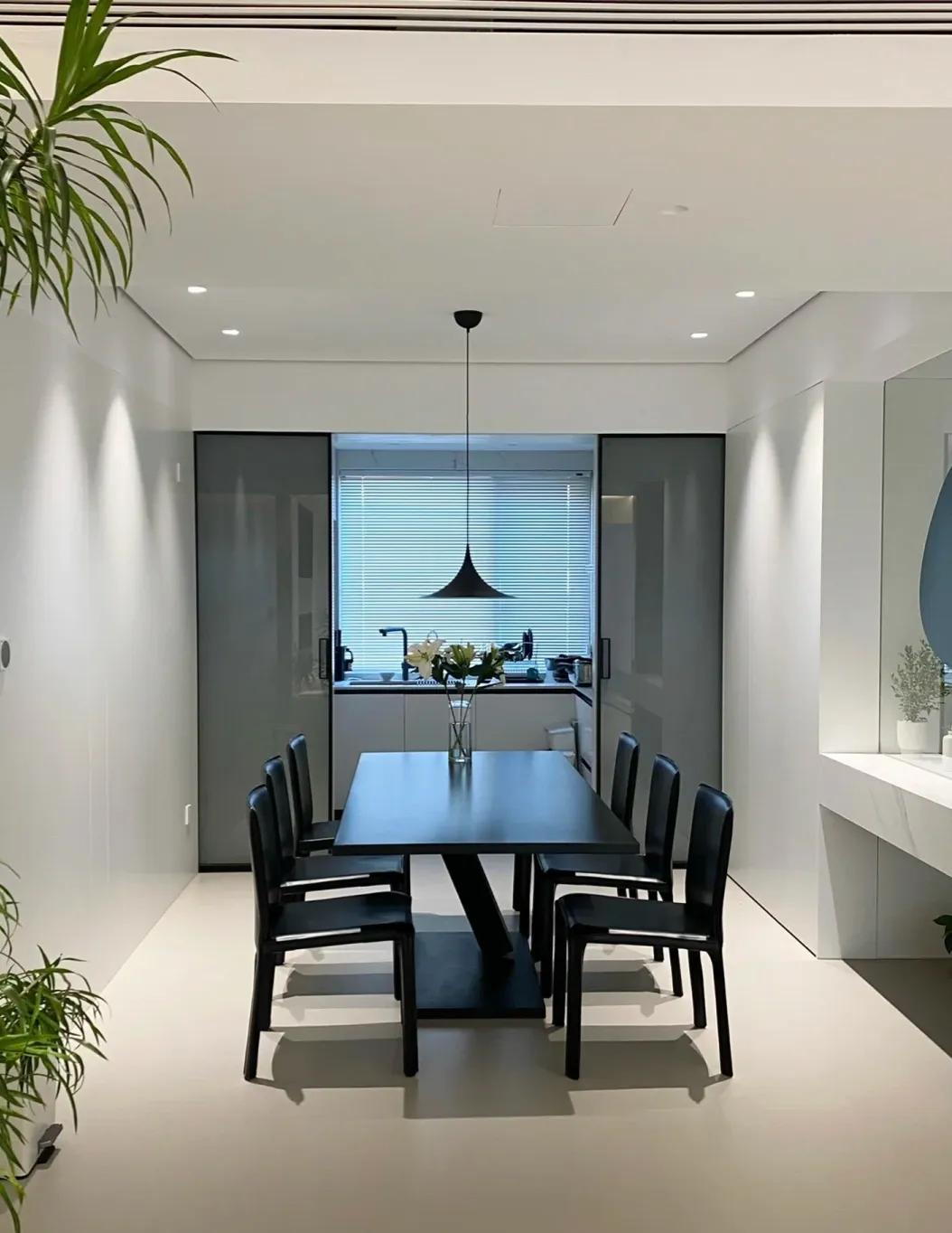 近日浙江一女子晒出自建房,辽宁一女子晒160新家装修