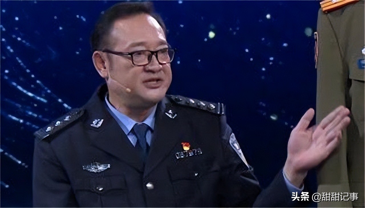 1997年香港回归刘德华中山装,香港回归25周年刘德华受访央视