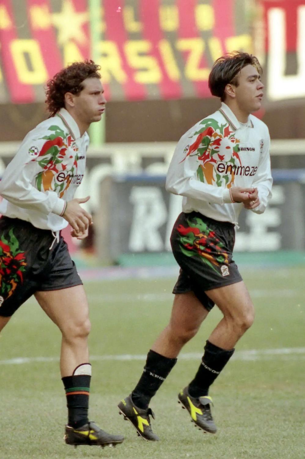 威尼斯fc球衣,威尼斯足球俱乐部新赛季主场球衣