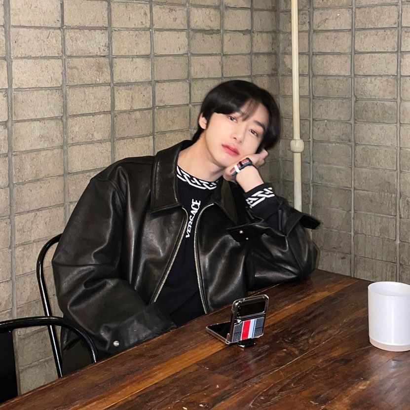 怎么看韩国人穿搭,韩国人怎么看蔡亨源