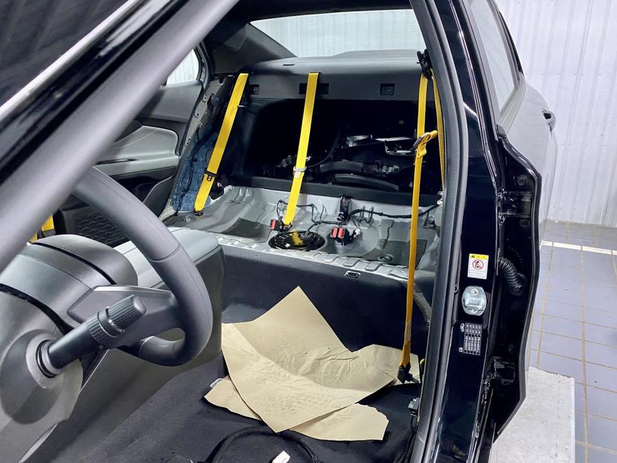 全赛道定制性能飙升低趴战斗钢炮“豹力变装”