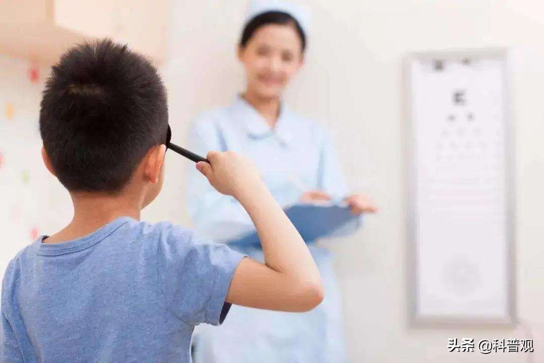 科普关于近视手术的三大谣言,专家揭秘近视手术真相