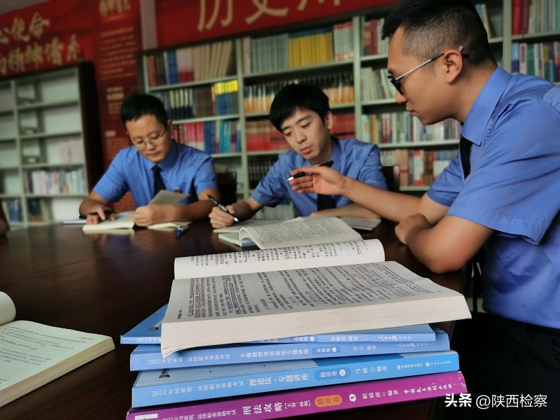 走近检察“法考族”：感受那股蔚然成风的“充电”热