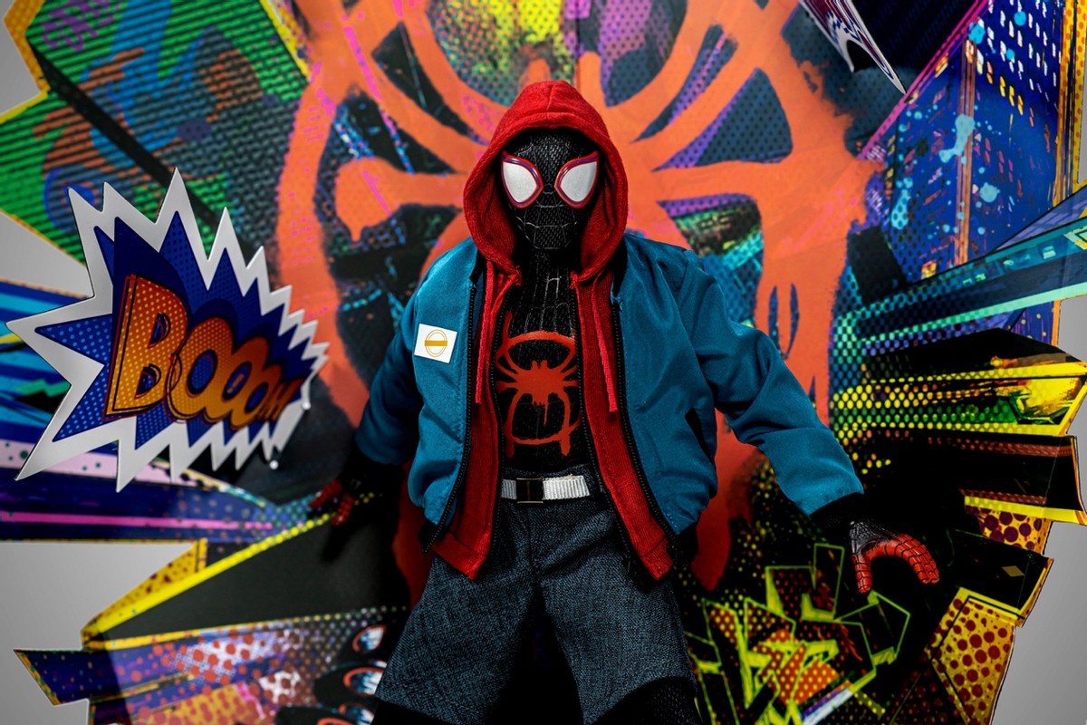 3头雕2套衣服，这个小黑蛛太好玩了：HotToys平行宇宙版迈尔斯