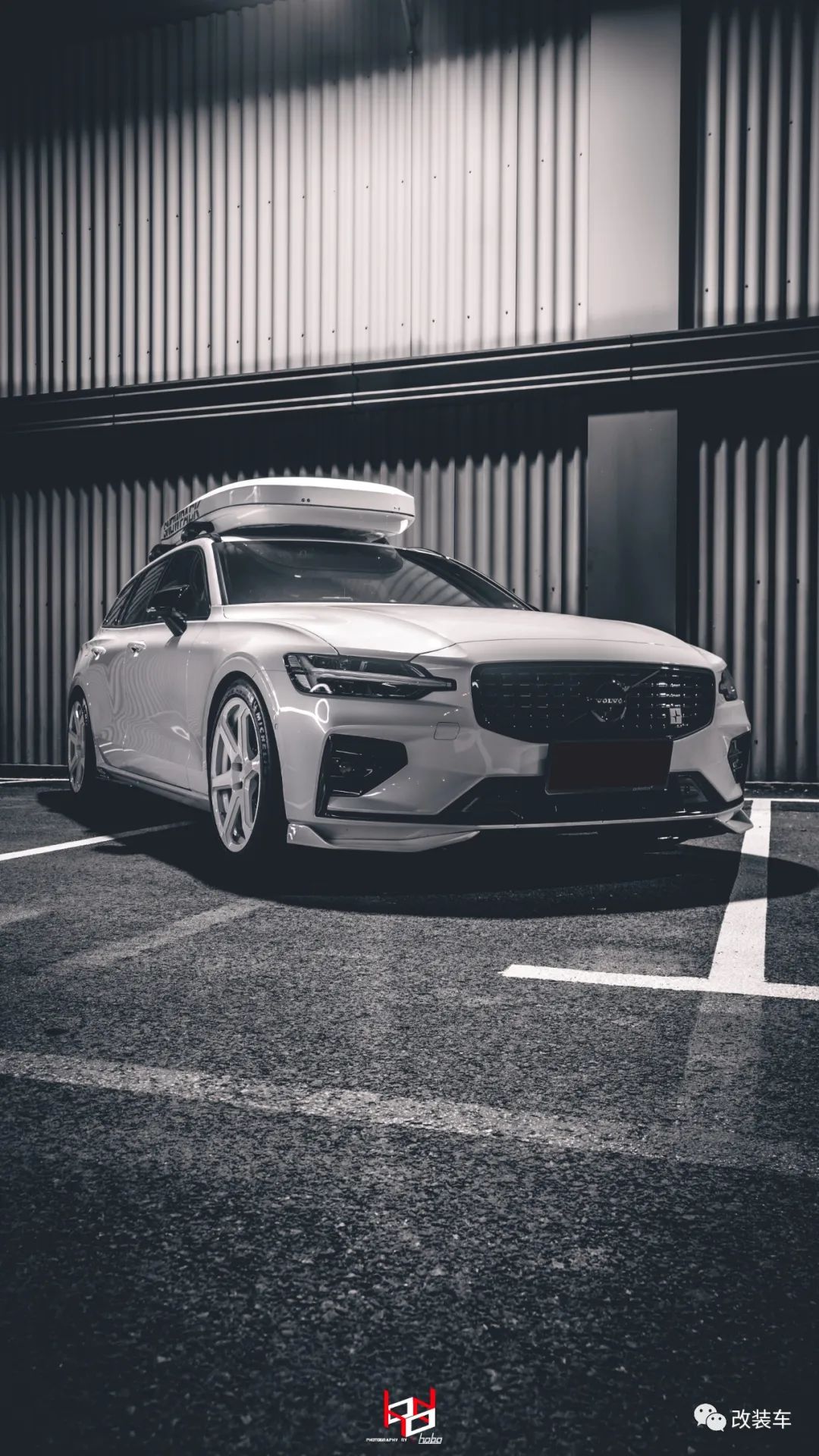 沃尔沃v60黑武士改装,深度试驾全新沃尔沃v60