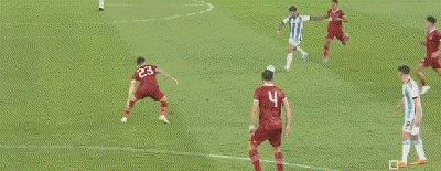 帕雷德斯爆射替补席梅西表现,刺激战场国服梅西