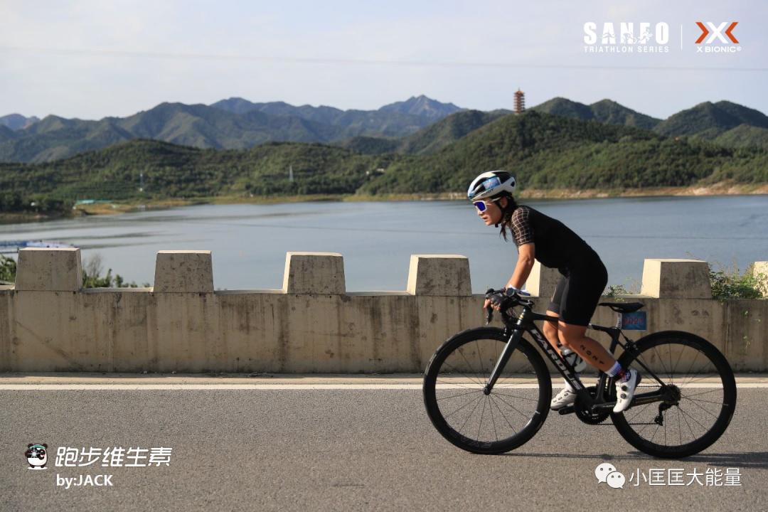 时隔四年，那个“不敢下水的姑娘”，金海湖首铁第四名站台