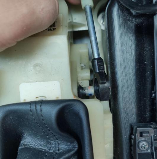 换挡顿挫升级变速箱可以解决吗,朗动方向盘卡滞完美解决办法