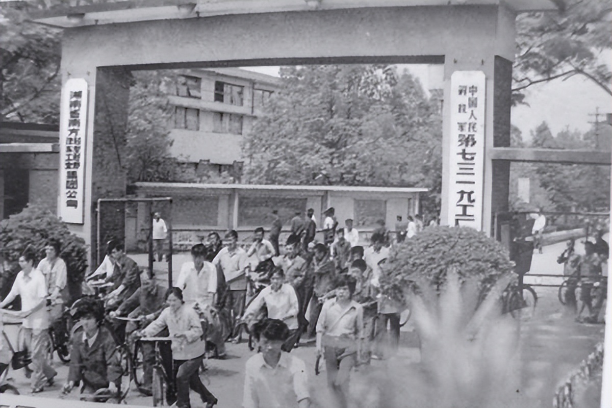 猎豹汽车和帕杰罗的辉煌史！曾是我国主力军车，如今为何销声匿迹