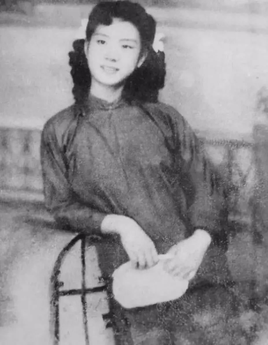 历史课：我只是一名护士-优秀*产党共**员刘惜芬