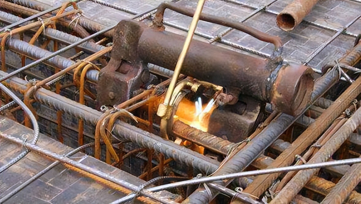 大于22的钢筋必须采用机械连接吗,12-16的钢筋可以做机械连接吗