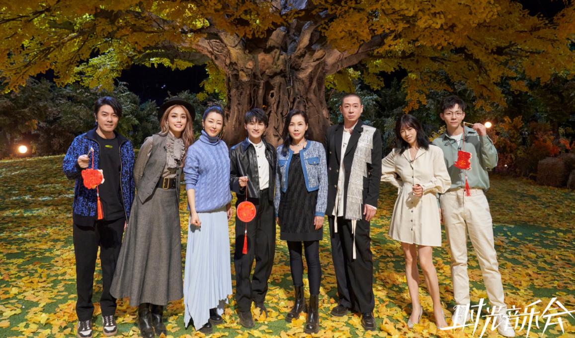 时光音乐会胡夏周深吹笛,周深胡夏时光音乐会猜歌合唱