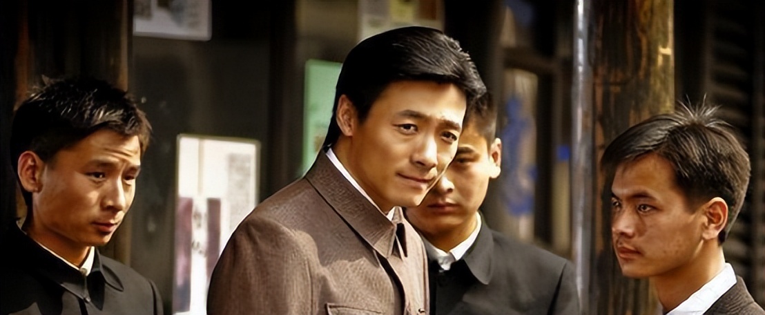 伪装者一生必看的三部谍战片,谍战剧潜伏和伪装者哪个好看