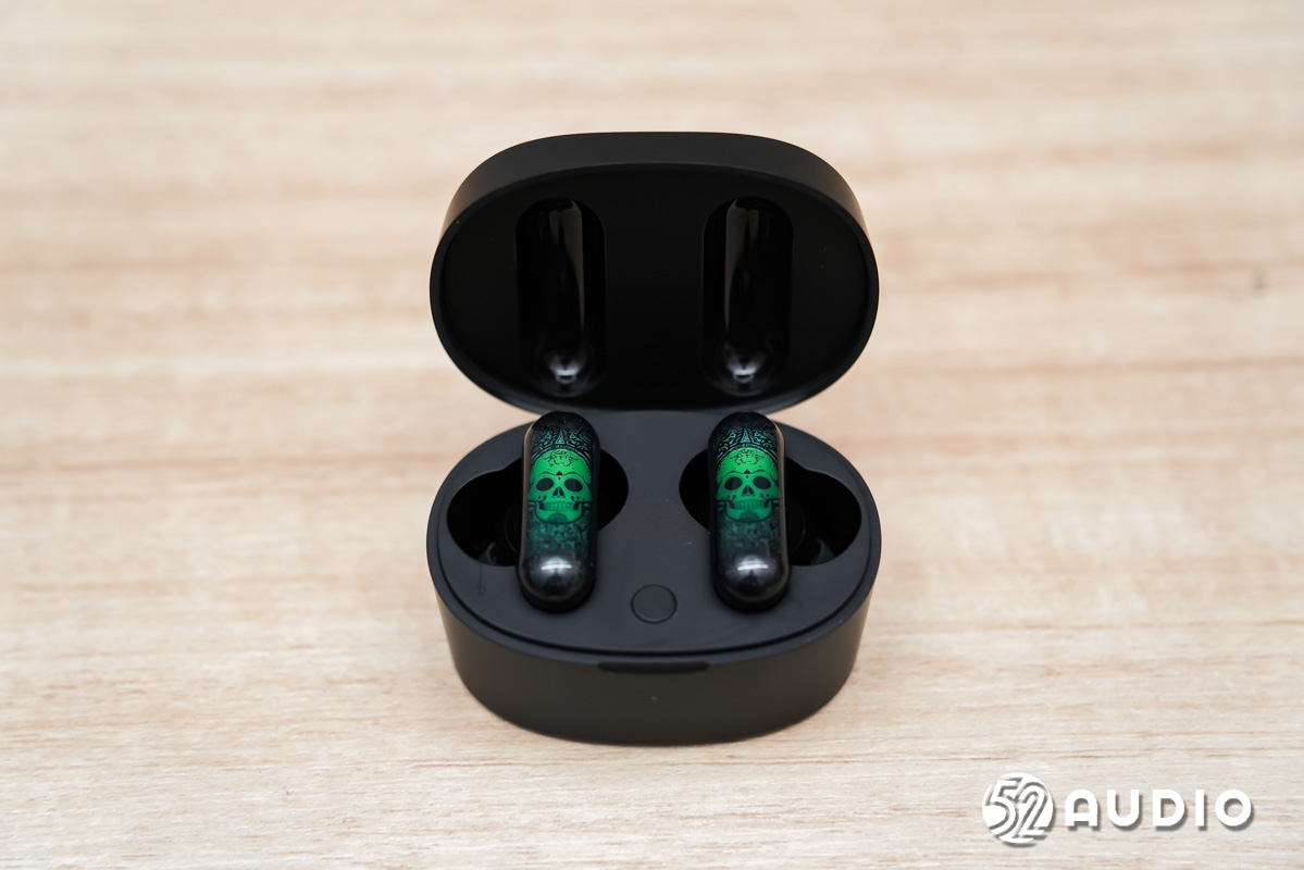 HHOGeneGPods评测，颜值即正义，耳朵上的光影艺术